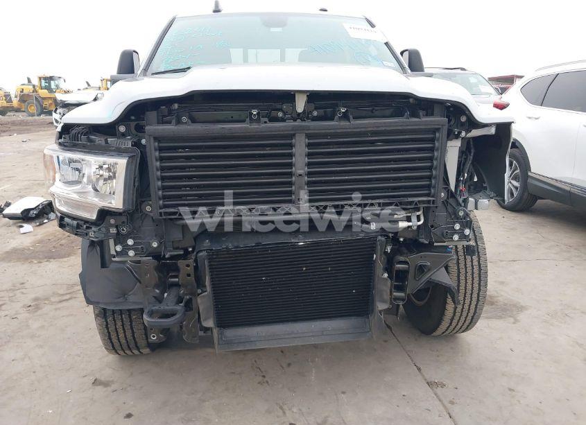 Photo 6 of 2024 Ram 2500 BIG HORN 4X4 6'4 BOX (VIN 3C6UR5DL1RG195695)