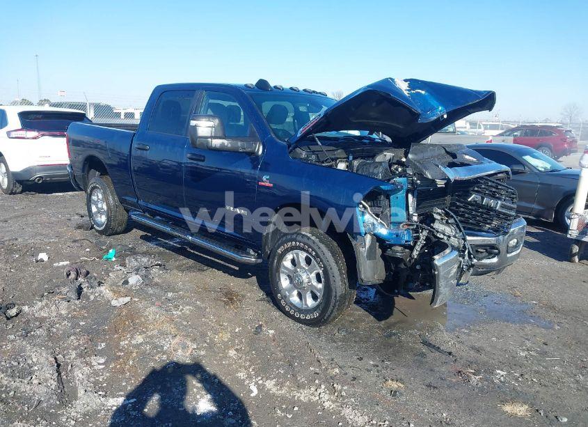 2024 Ram 2500 BIG HORN 4X4 6'4 BOX (VIN 3C6UR5DL1RG235886) main photo