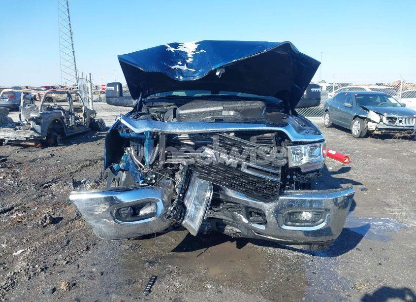 Photo 12 of 2024 Ram 2500 BIG HORN 4X4 6'4 BOX (VIN 3C6UR5DL1RG235886)