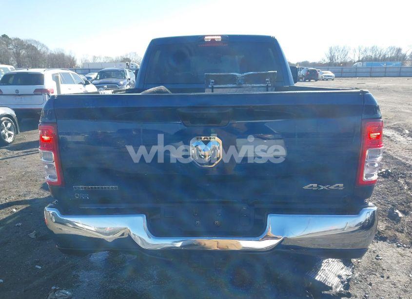 Photo 16 of 2024 Ram 2500 BIG HORN 4X4 6'4 BOX (VIN 3C6UR5DL1RG235886)