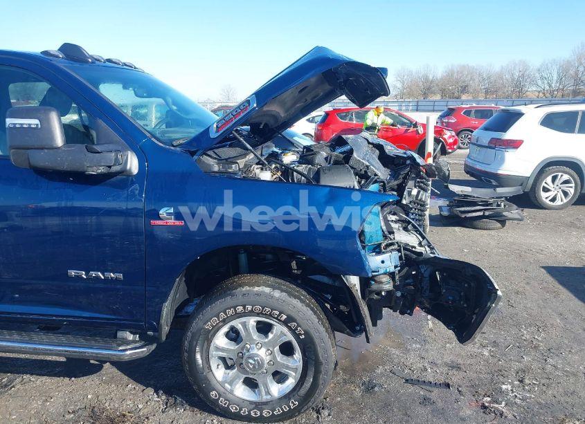 Photo 17 of 2024 Ram 2500 BIG HORN 4X4 6'4 BOX (VIN 3C6UR5DL1RG235886)