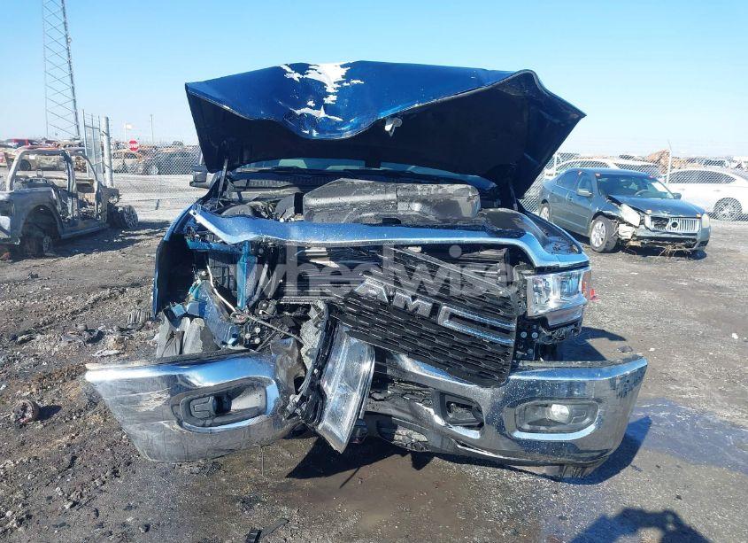 Photo 6 of 2024 Ram 2500 BIG HORN 4X4 6'4 BOX (VIN 3C6UR5DL1RG235886)