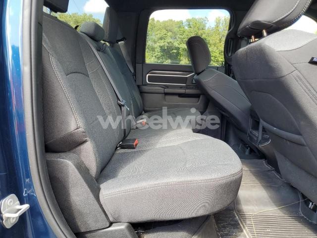 Photo 5 of 2024 RAM 2500 BIG HORN (VIN 3C6UR5DL1RG239565)