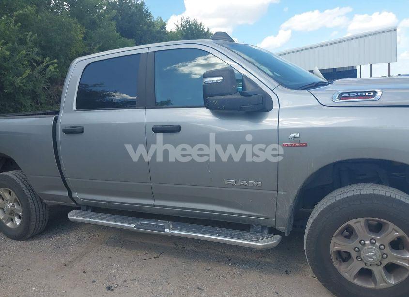 Photo 13 of 2024 Ram 2500 BIG HORN 4X4 6'4 BOX (VIN 3C6UR5DL1RG336569)