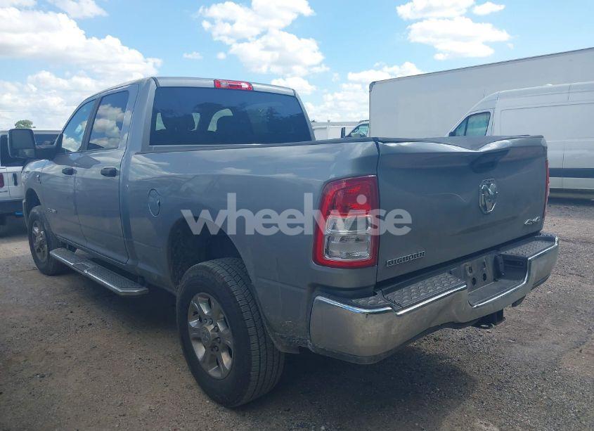 Photo 3 of 2024 Ram 2500 BIG HORN 4X4 6'4 BOX (VIN 3C6UR5DL1RG336569)