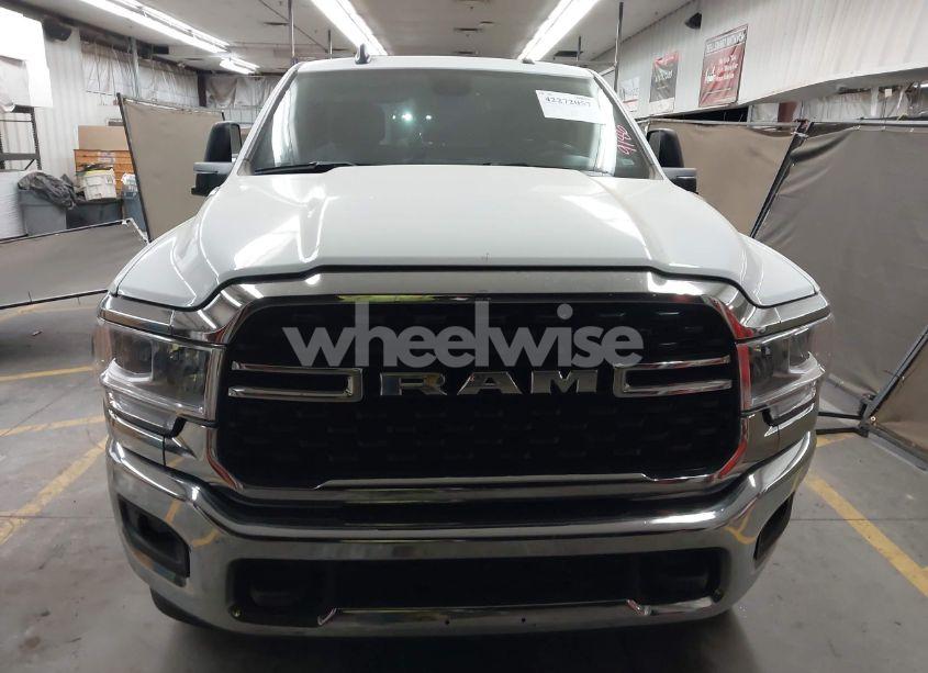 Photo 11 of 2024 Ram 2500 BIG HORN 4X4 6'4 BOX (VIN 3C6UR5DL1RG338595)