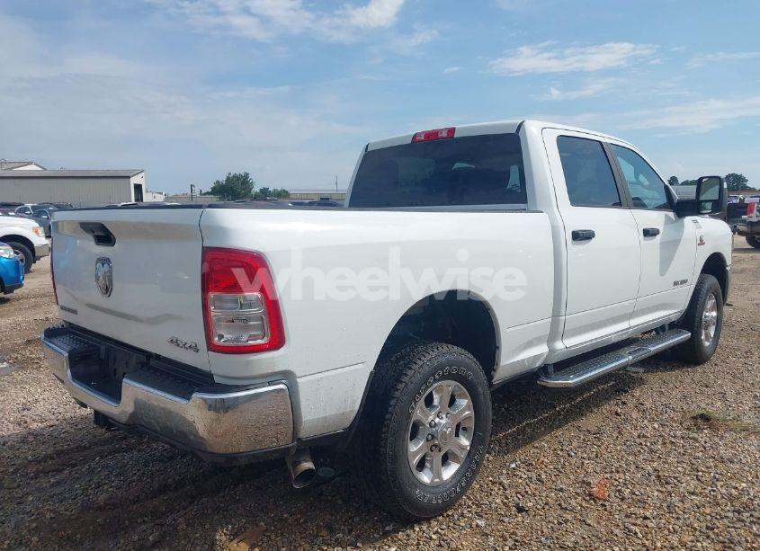 Photo 4 of 2024 Ram 2500 BIG HORN 4X4 6'4 BOX (VIN 3C6UR5DL1RG338631)