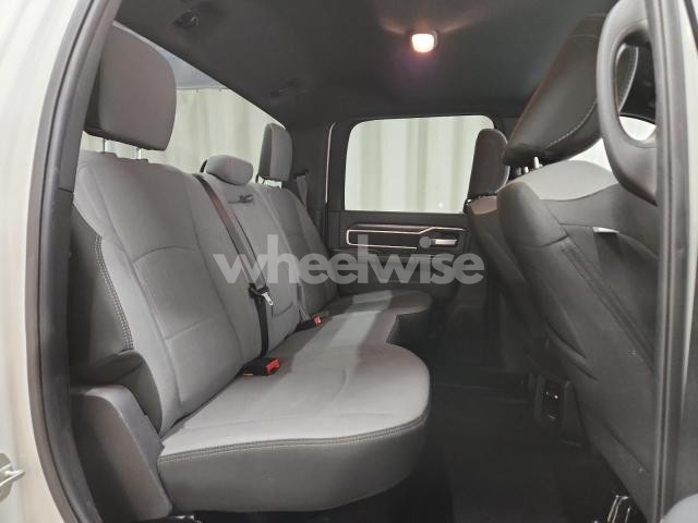 Photo 2 of 2024 RAM 2500 BIG HORN (VIN 3C6UR5DL1RG338693)