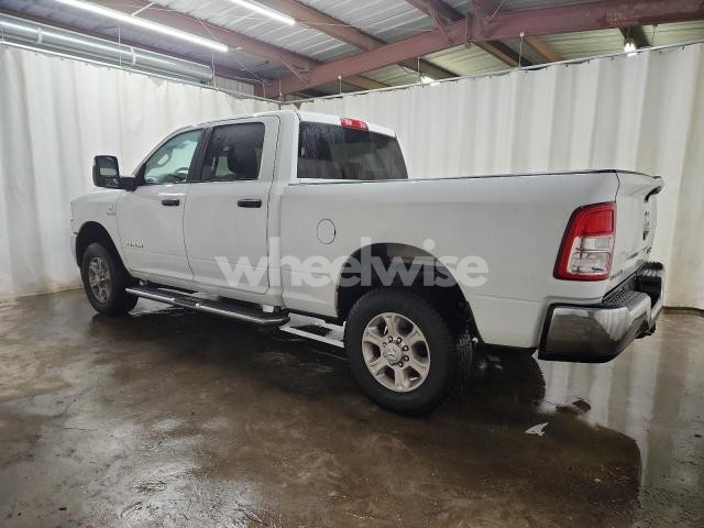 Photo 5 of 2024 RAM 2500 BIG HORN (VIN 3C6UR5DL1RG338693)