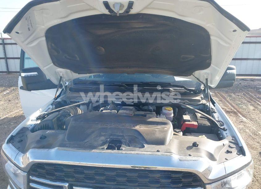 Photo 10 of 2024 Ram 2500 BIG HORN 4X4 6'4 BOX (VIN 3C6UR5DL1RG348964)