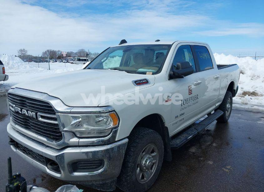 Photo 2 of 2019 Ram 2500 BIG HORN 4X4 6'4 BOX (VIN 3C6UR5DL2KG518920)
