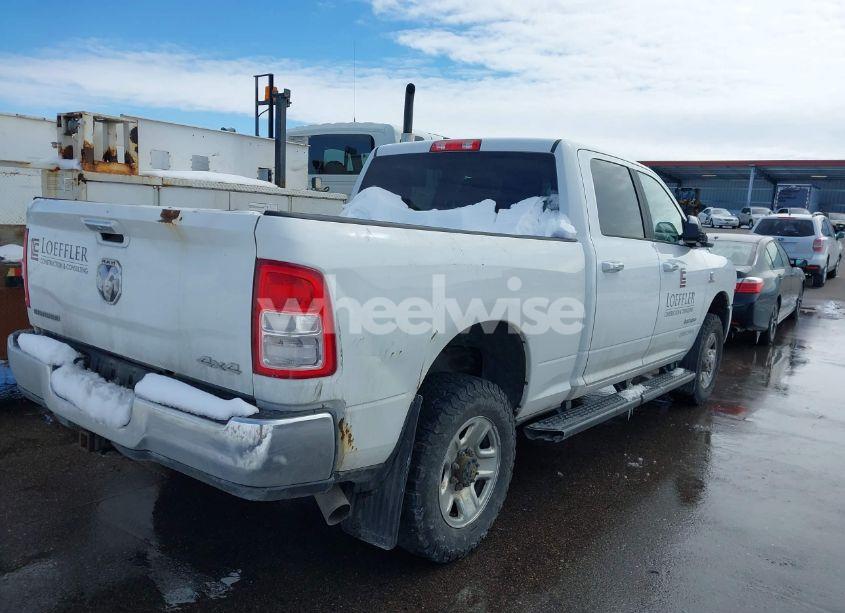 Photo 4 of 2019 Ram 2500 BIG HORN 4X4 6'4 BOX (VIN 3C6UR5DL2KG518920)