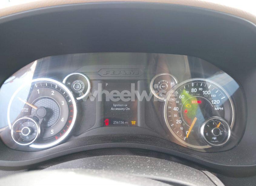 Photo 7 of 2019 Ram 2500 BIG HORN 4X4 6'4 BOX (VIN 3C6UR5DL2KG518920)