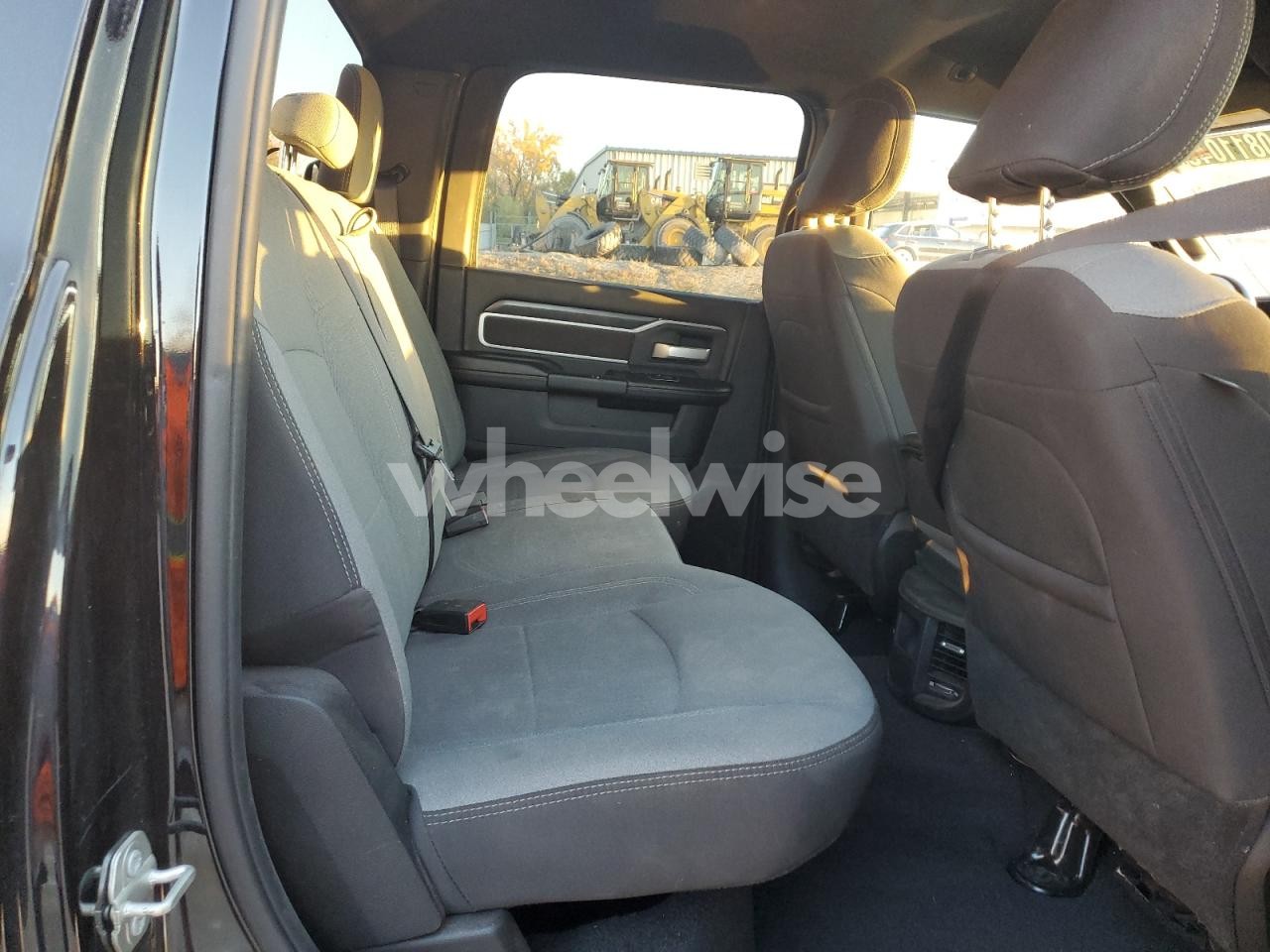 Photo 10 of 2024 RAM 2500 BIG HORN (VIN 3C6UR5DL2RG157795)