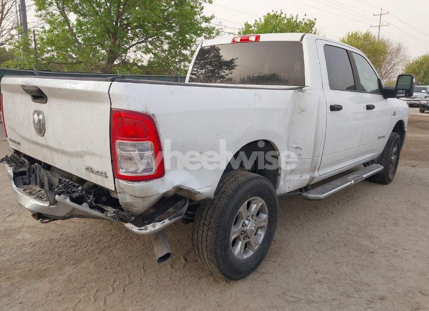 Photo 4 of 2024 Ram 2500 BIG HORN 4X4 6'4 BOX (VIN 3C6UR5DL2RG247688)