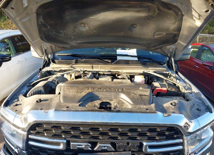 Photo 10 of 2024 Ram 2500 BIG HORN 4X4 6'4 BOX (VIN 3C6UR5DL2RG339982)