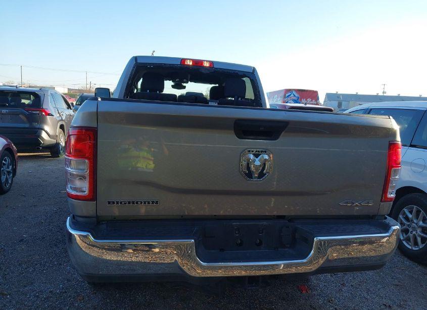 Photo 16 of 2024 Ram 2500 BIG HORN 4X4 6'4 BOX (VIN 3C6UR5DL2RG339982)