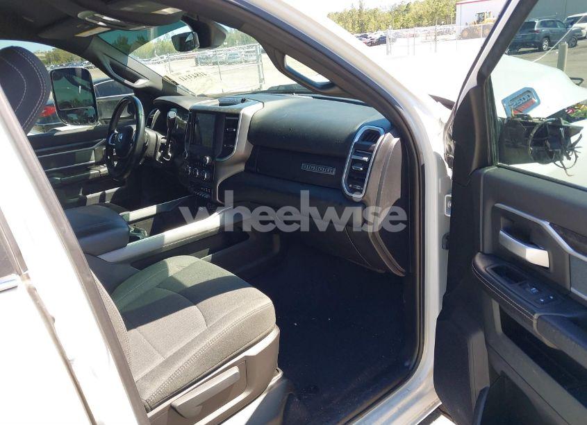 Photo 5 of 2020 Ram 2500 BIG HORN 4X4 6'4 BOX (VIN 3C6UR5DL3LG309803)