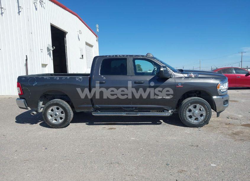Photo 13 of 2024 Ram 2500 BIG HORN 4X4 6'4 BOX (VIN 3C6UR5DL3RG233122)