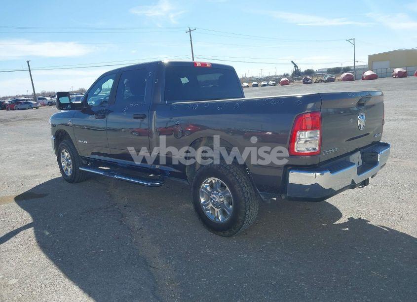 Photo 3 of 2024 Ram 2500 BIG HORN 4X4 6'4 BOX (VIN 3C6UR5DL3RG233122)