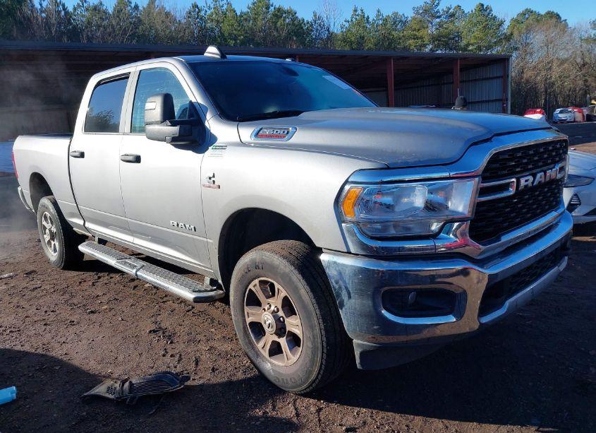 2024 Ram 2500 (VIN 3C6UR5DL3RG266668) main photo