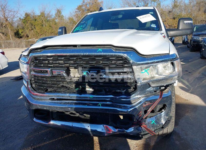 Photo 12 of 2024 Ram 2500 BIG HORN 4X4 6'4 BOX (VIN 3C6UR5DL3RG283485)