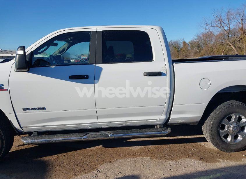 Photo 14 of 2024 Ram 2500 BIG HORN 4X4 6'4 BOX (VIN 3C6UR5DL3RG283485)