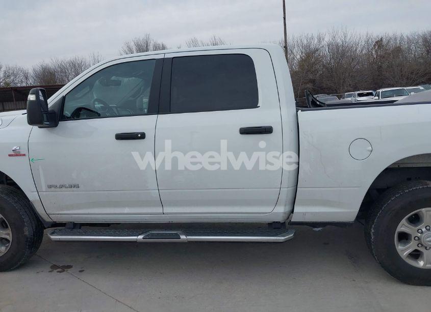 Photo 14 of 2024 Ram 2500 BIG HORN 4X4 6'4 BOX (VIN 3C6UR5DL3RG339974)