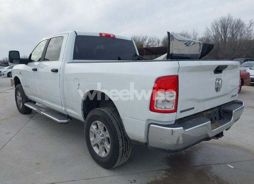 Photo 3 of 2024 Ram 2500 BIG HORN 4X4 6'4 BOX (VIN 3C6UR5DL3RG339974)