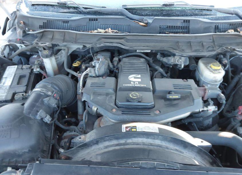 Photo 10 of 2017 Ram 2500 SLT 4X4 6'4 BOX (VIN 3C6UR5DL4HG515574)