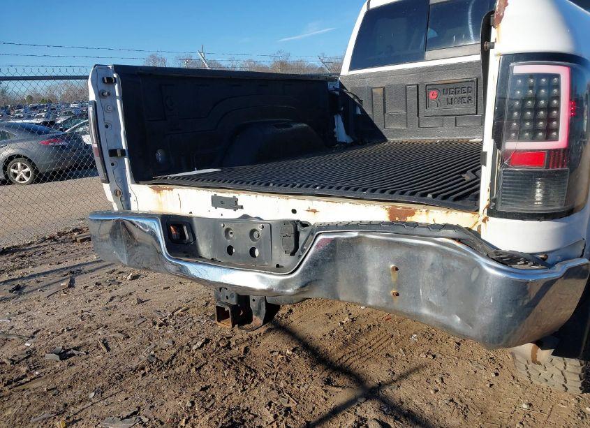 Photo 6 of 2017 Ram 2500 SLT 4X4 6'4 BOX (VIN 3C6UR5DL4HG515574)