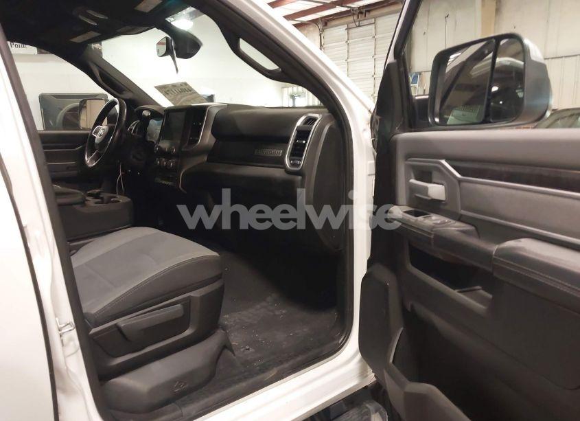 Photo 5 of 2022 Ram 2500 BIG HORN 4X4 6'4 BOX (VIN 3C6UR5DL4NG201726)