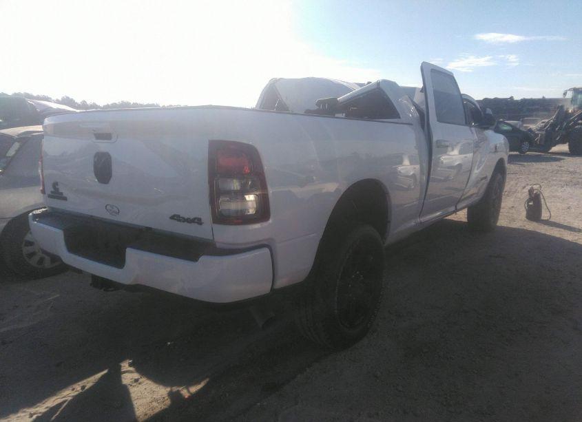 Photo 4 of 2022 Ram 2500 BIG HORN 4X4 6'4 BOX (VIN 3C6UR5DL4NG327973)
