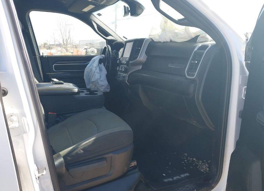 Photo 5 of 2024 Ram 2500 BIG HORN 4X4 6'4 BOX (VIN 3C6UR5DL4RG101518)