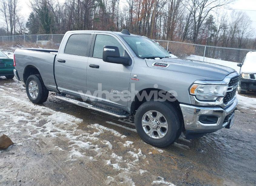 2024 Ram 2500 BIG HORN 4X4 6'4 BOX (VIN 3C6UR5DL4RG157944) main photo
