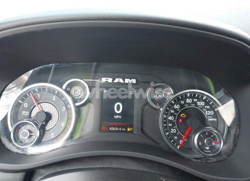 Photo 7 of 2024 Ram 2500 BIG HORN 4X4 6'4 BOX (VIN 3C6UR5DL4RG157944)