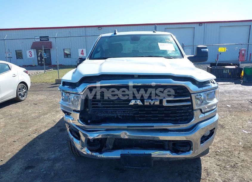 Photo 12 of 2024 Ram 2500 BIG HORN 4X4 6'4 BOX (VIN 3C6UR5DL4RG285892)