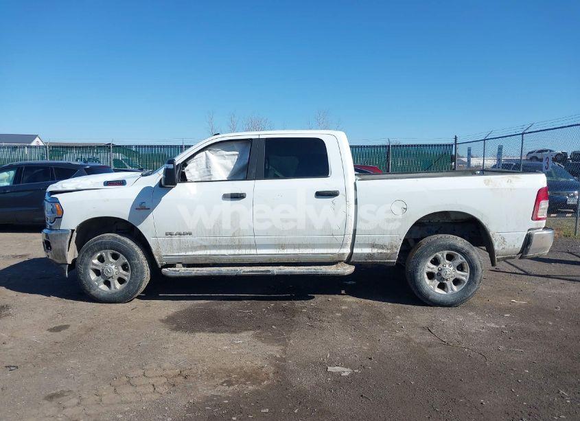 Photo 14 of 2024 Ram 2500 BIG HORN 4X4 6'4 BOX (VIN 3C6UR5DL4RG285892)