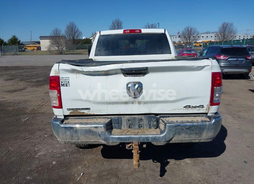 Photo 16 of 2024 Ram 2500 BIG HORN 4X4 6'4 BOX (VIN 3C6UR5DL4RG285892)