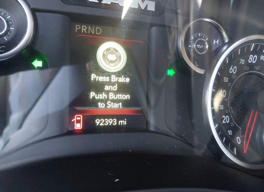 Photo 15 of 2019 Ram 2500 BIG HORN 4X4 6'4 BOX (VIN 3C6UR5DL5KG595586)