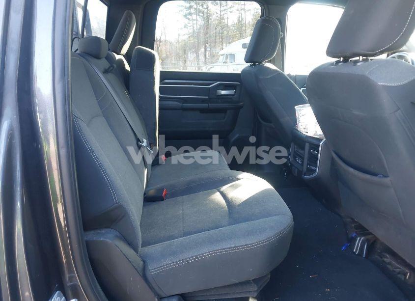 Photo 8 of 2022 Ram 2500 BIG HORN 4X4 6'4 BOX (VIN 3C6UR5DL5NG167103)