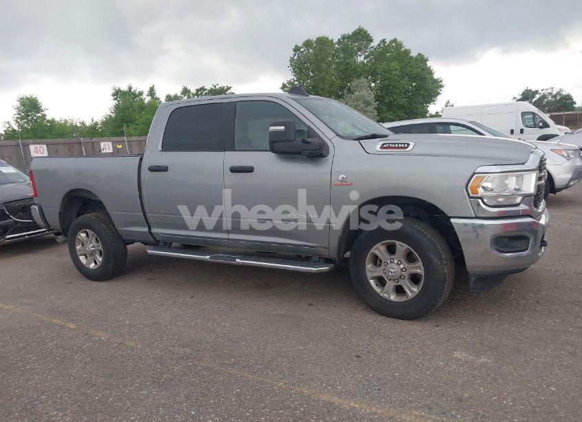 Photo 13 of 2024 Ram 2500 BIG HORN 4X4 6'4 BOX (VIN 3C6UR5DL5RG154048)