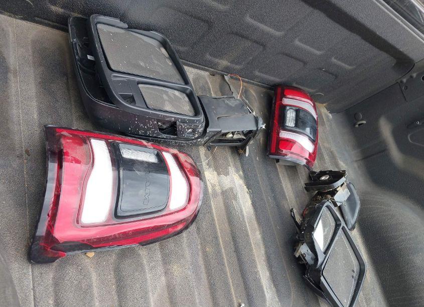 Photo 12 of 2024 Ram 2500 BIG HORN 4X4 6'4 BOX (VIN 3C6UR5DL5RG179452)