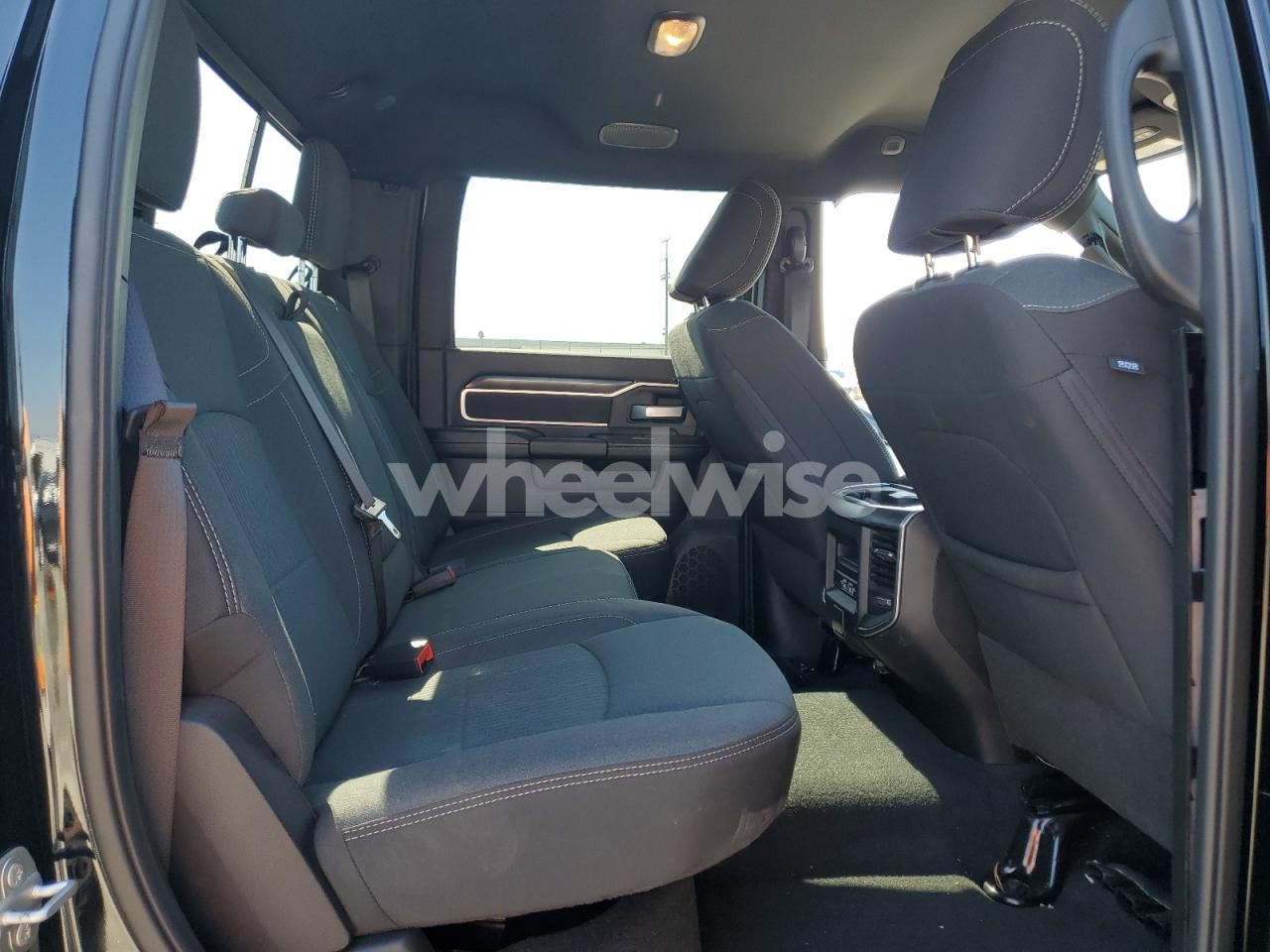 Photo 10 of 2024 RAM 2500 BIG HORN (VIN 3C6UR5DL5RG251346)