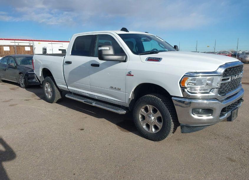 2024 Ram 2500 BIG HORN 4X4 6'4 BOX (VIN 3C6UR5DL5RG266719) main photo