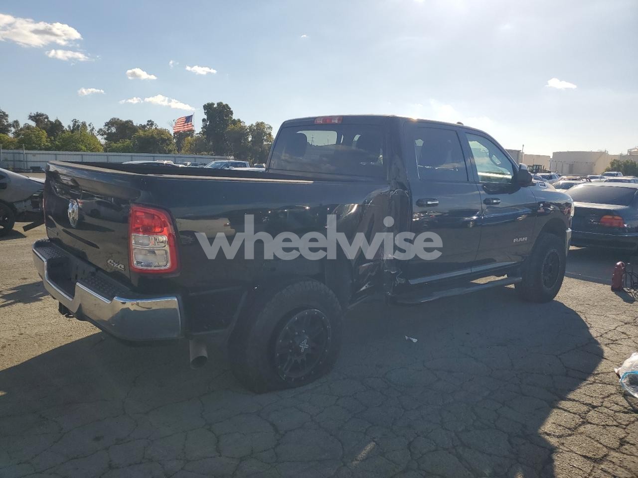 Photo 3 of 2019 RAM 2500 BIG HORN (VIN 3C6UR5DL6KG579722)