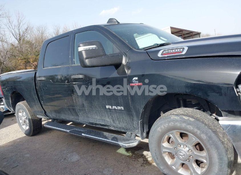 Photo 13 of 2024 Ram 2500 BIG HORN 4X4 6'4 BOX (VIN 3C6UR5DL6RG291354)