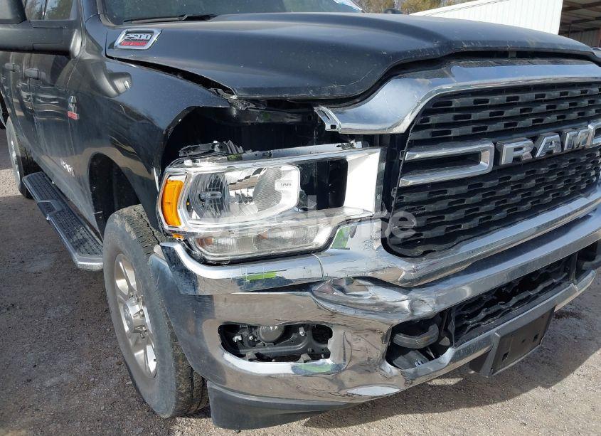 Photo 6 of 2024 Ram 2500 BIG HORN 4X4 6'4 BOX (VIN 3C6UR5DL6RG291354)