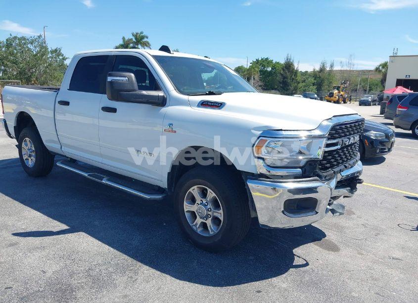 2024 Ram 2500 BIG HORN 4X4 6'4 BOX (VIN 3C6UR5DL6RG338222) main photo