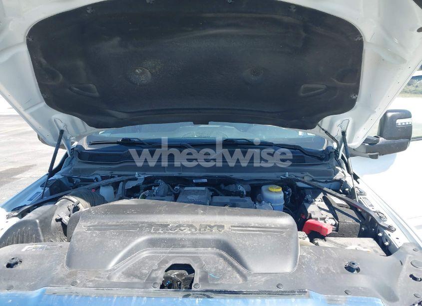 Photo 10 of 2024 Ram 2500 BIG HORN 4X4 6'4 BOX (VIN 3C6UR5DL6RG338222)